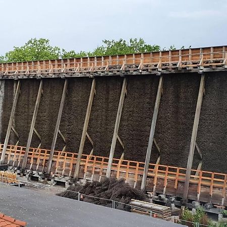 Ferienwohnung Direkt Am Kurpark Mit Gradierwerk Solestadt Bad Dürrenberg Exterior foto